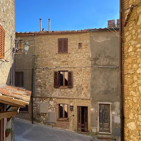 La Casina Della * Sassa (Tuscany)